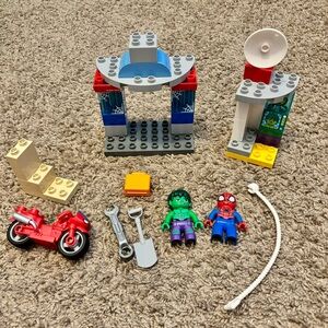 Spider-Man and Hulk Adventures Duplo Lego Set 10876
